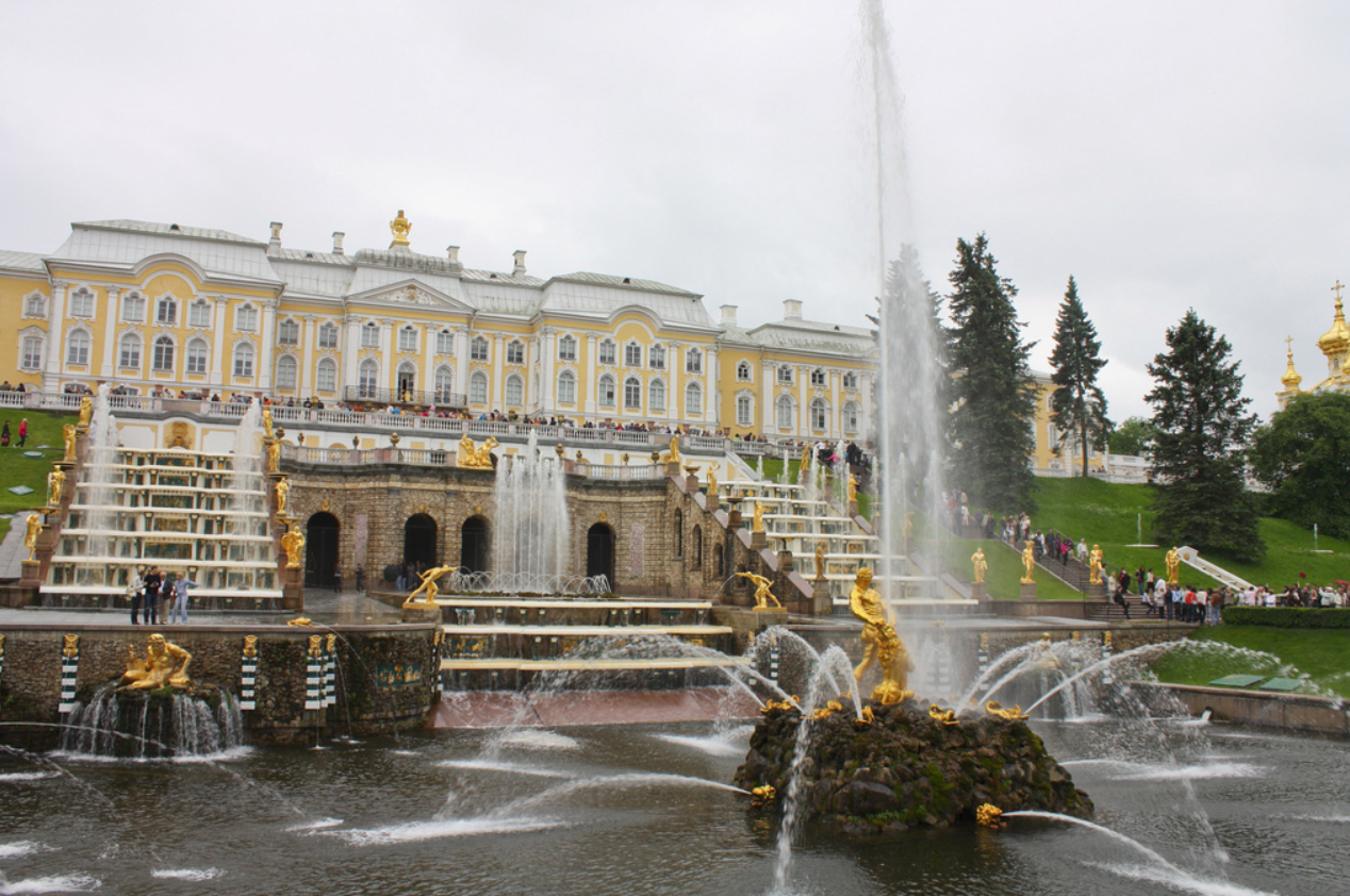 фонтан Петергофа