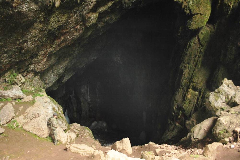пещера в Крыму