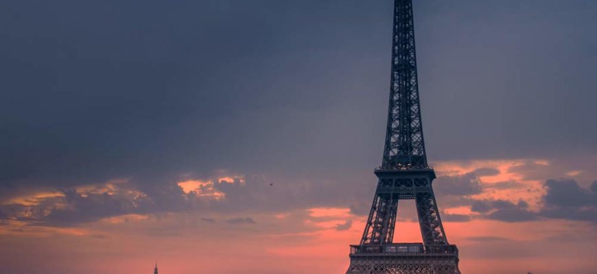 Откуда посмотреть на Париж